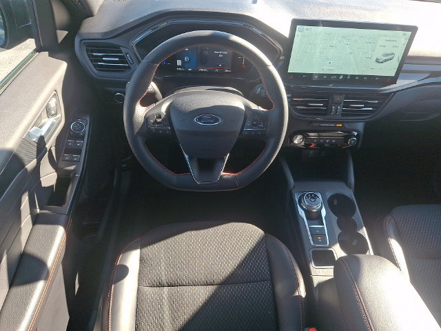 Certified 2025 Ford Escape ST-Line w/ Tech Pack #1 AWD/4WD image 11