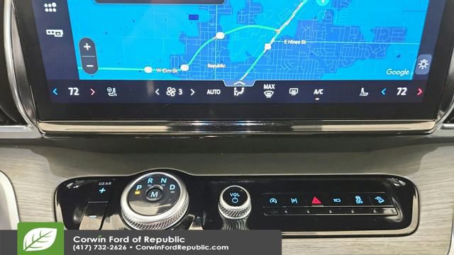 Certified 2025 Ford Expedition Platinum image 20