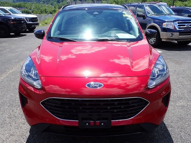 Certified 2022 Ford Escape SE w/ SE Sport Appearance Package AWD/4WD image 12