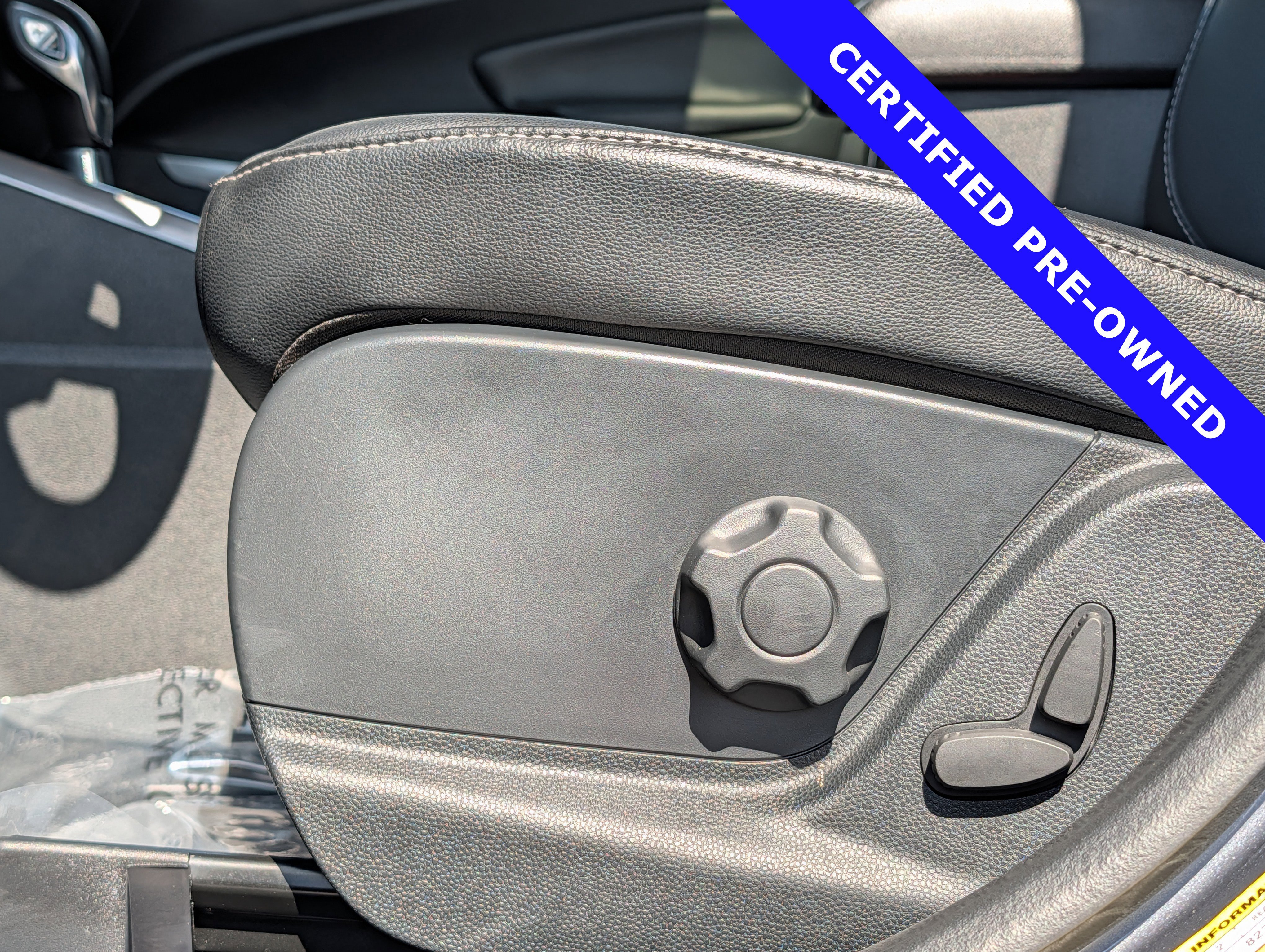 Certified 2019 Ford EcoSport SES AWD/4WD image 22