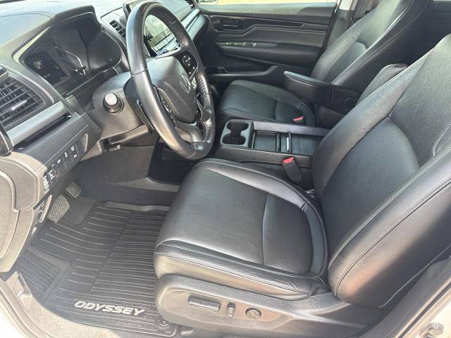 Used 2023 Honda Odyssey Touring image 13