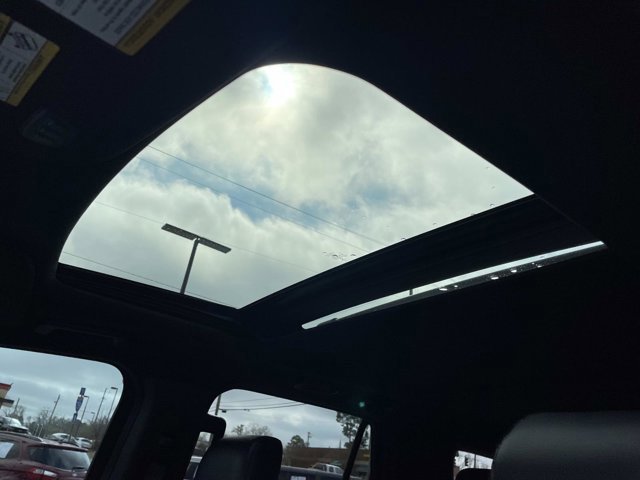 Certified 2020 Ford Expedition XLT w/ Equipment Group 202A image 25