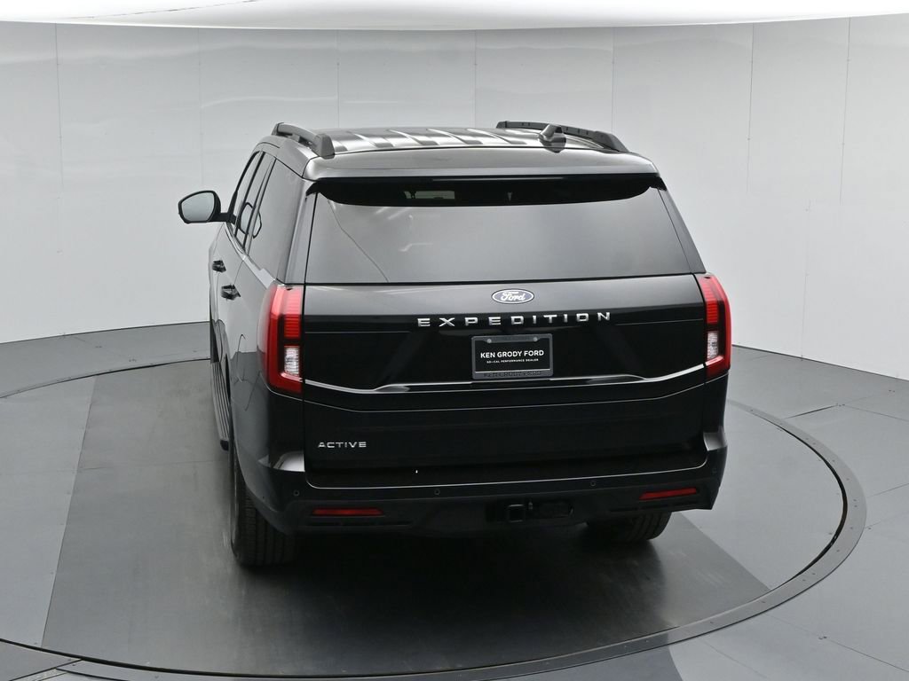 Certified 2025 Ford Expedition Active RWD image 44