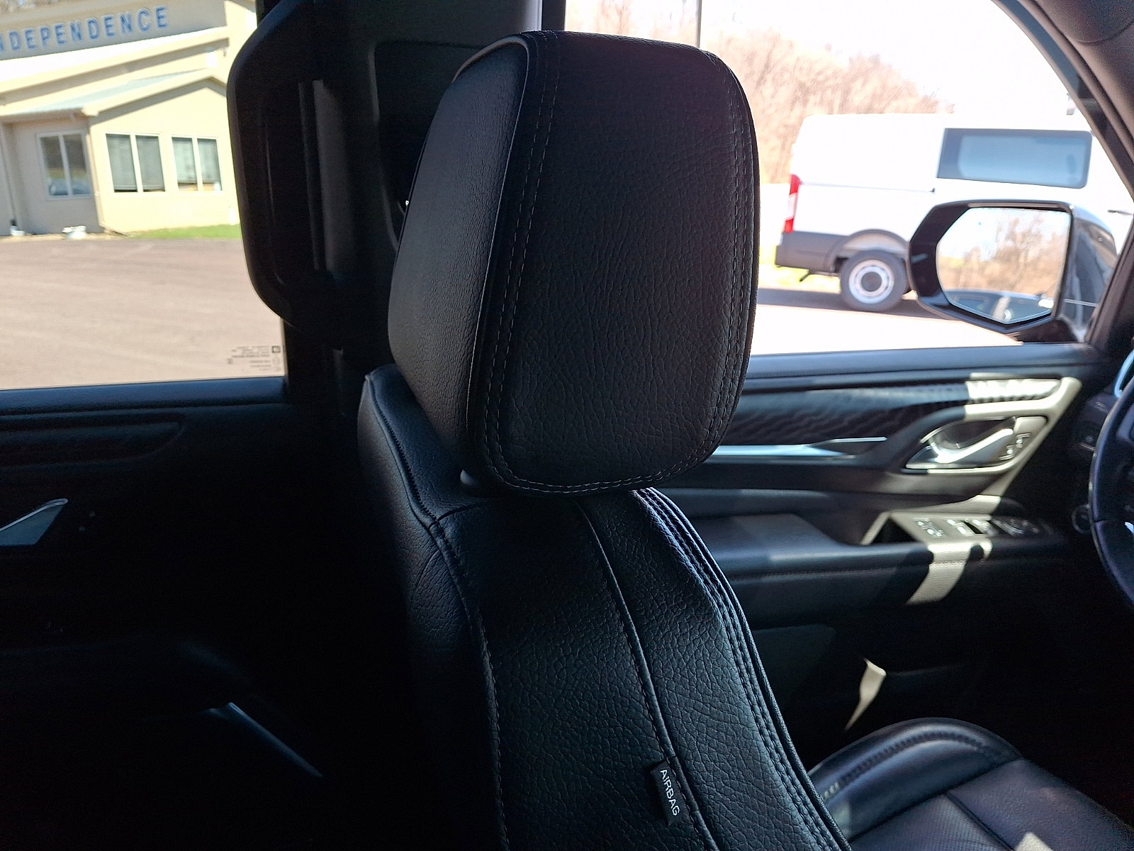 Used 2021 GMC Yukon Denali image 13