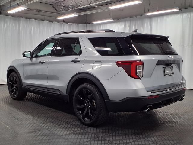 Certified 2024 Ford Explorer ST-Line w/ Class IV Trailer Tow Package AWD/4WD image 2