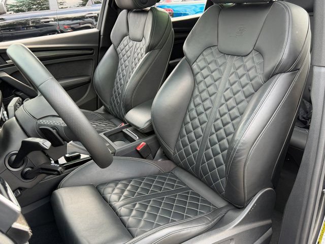Used 2024 Audi SQ5 Prestige AWD/4WD image 9