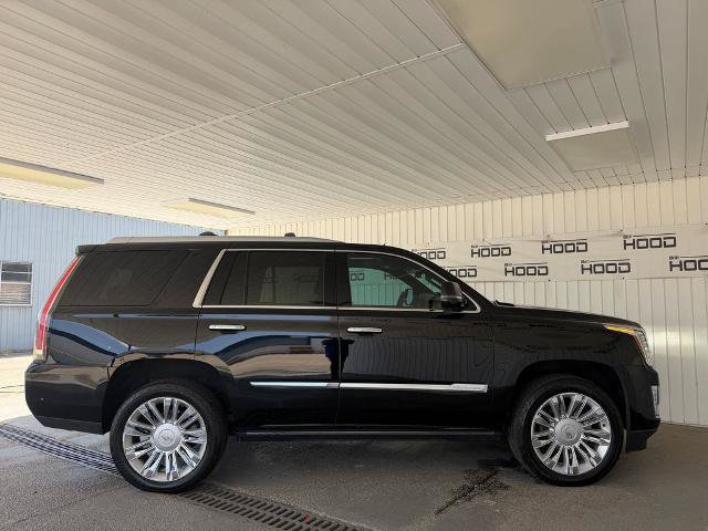 Used 2017 Cadillac Escalade Platinum AWD/4WD image 23