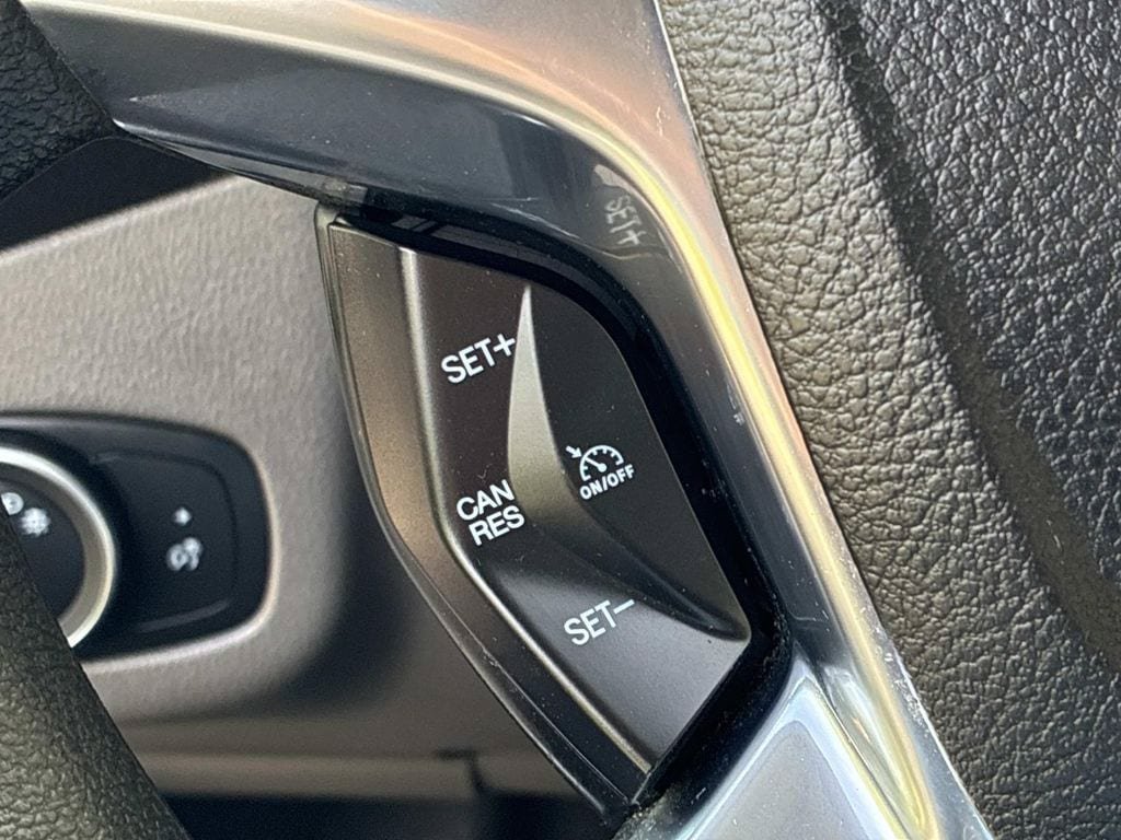 Certified 2022 Ford Transit Connect XL FWD image 25