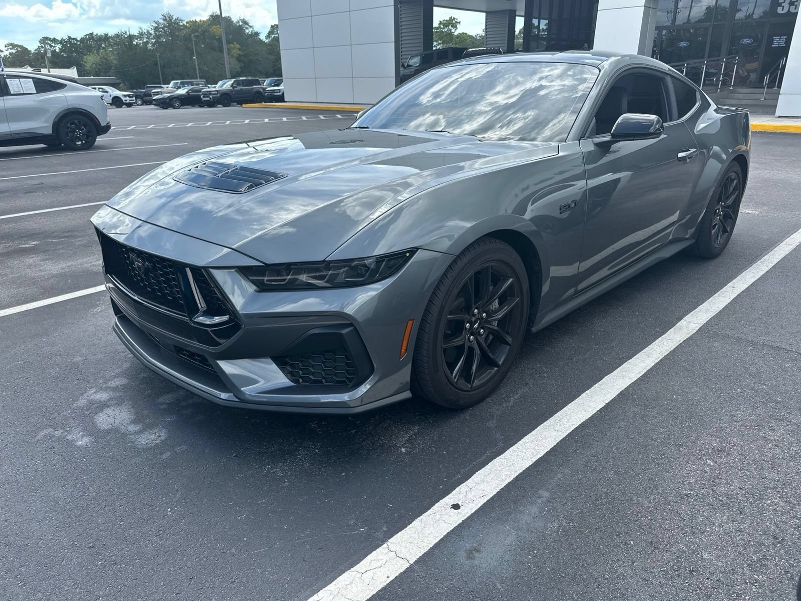 Certified 2025 Ford Mustang GT RWD image 3
