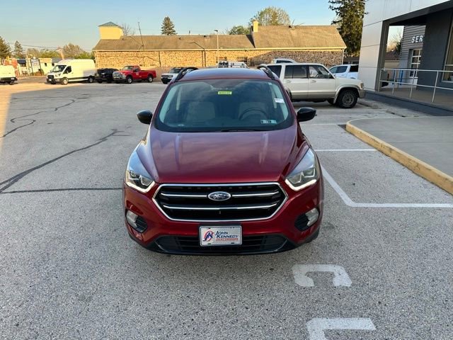 Certified 2017 Ford Escape SE w/ SE Sport Appearance Package AWD/4WD image 21