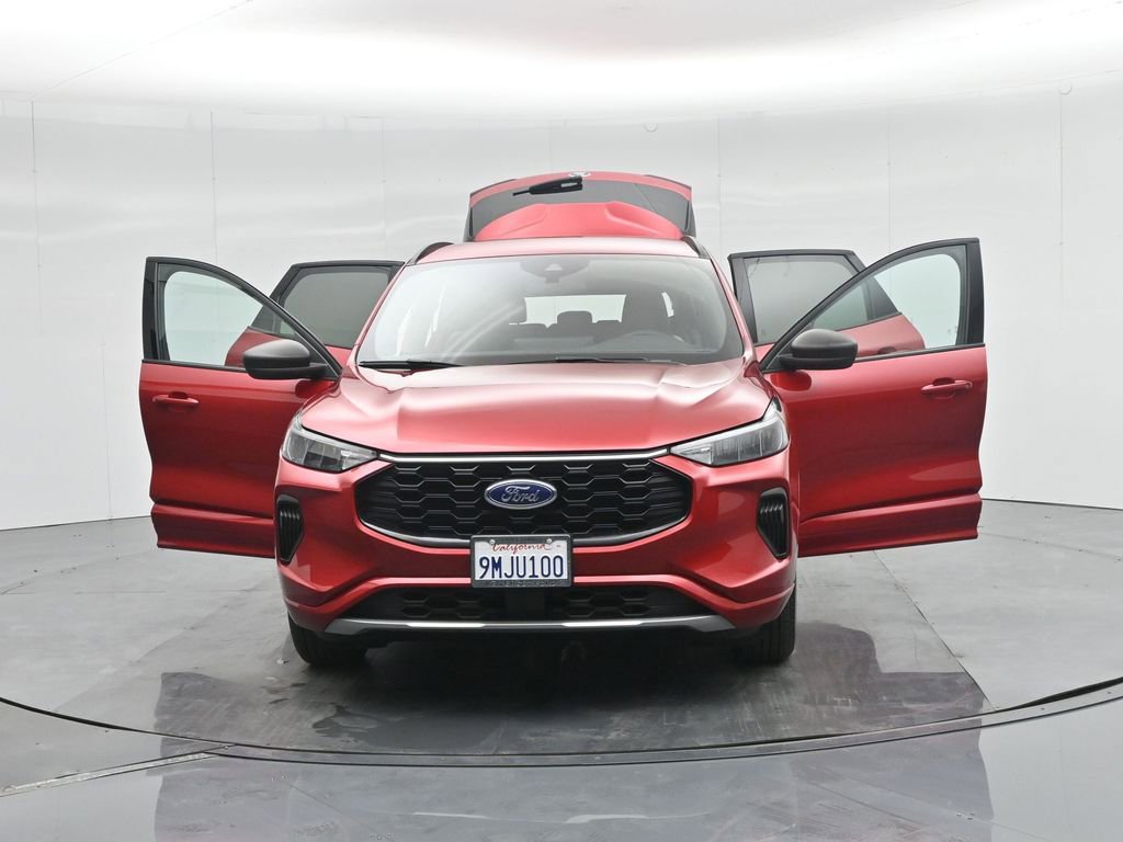 Certified 2024 Ford Escape ST-Line w/ Tech Pack #1 image 36