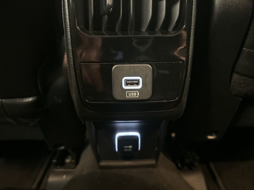 Used 2022 Jeep Compass Limited image 26