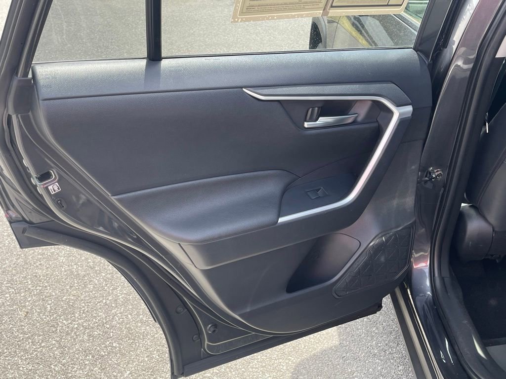 Used 2019 Toyota RAV4 XLE Premium w/ Cold Weather Package AWD/4WD image 22