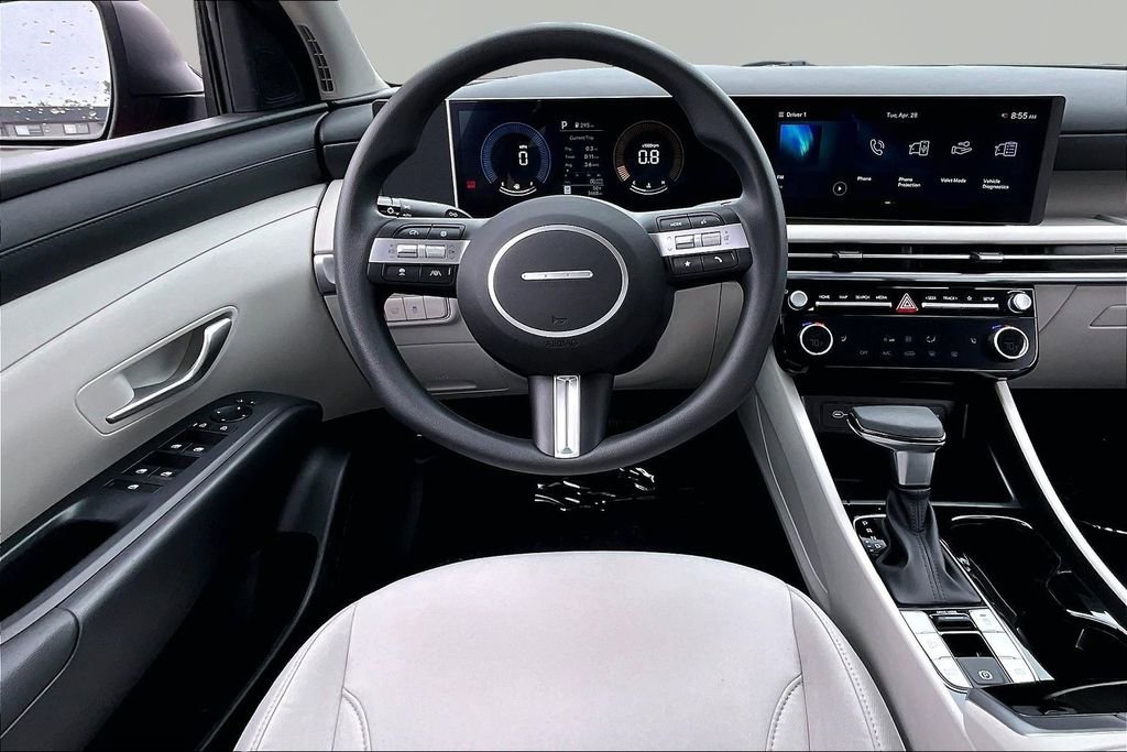 Used 2025 Hyundai Tucson SEL FWD image 5