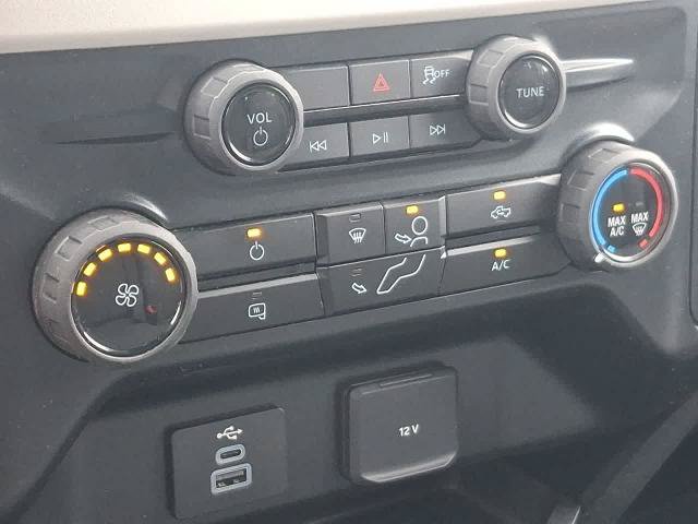 Certified 2025 Ford F250 XLT AWD/4WD image 25