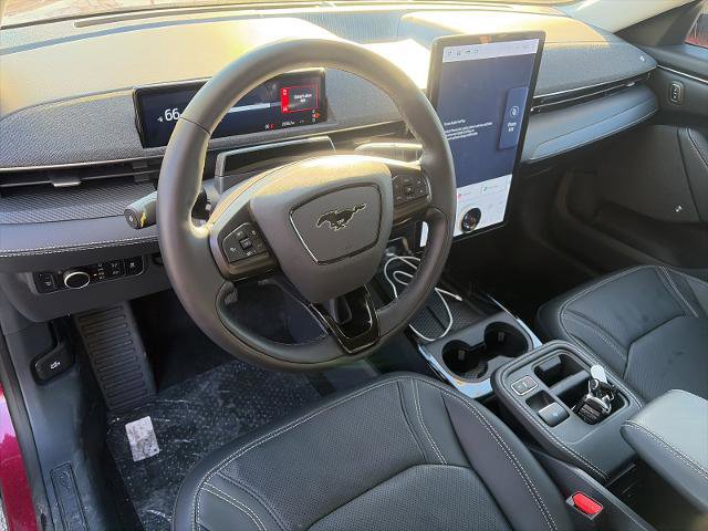 Certified 2025 Ford Mustang Mach-E Premium image 29