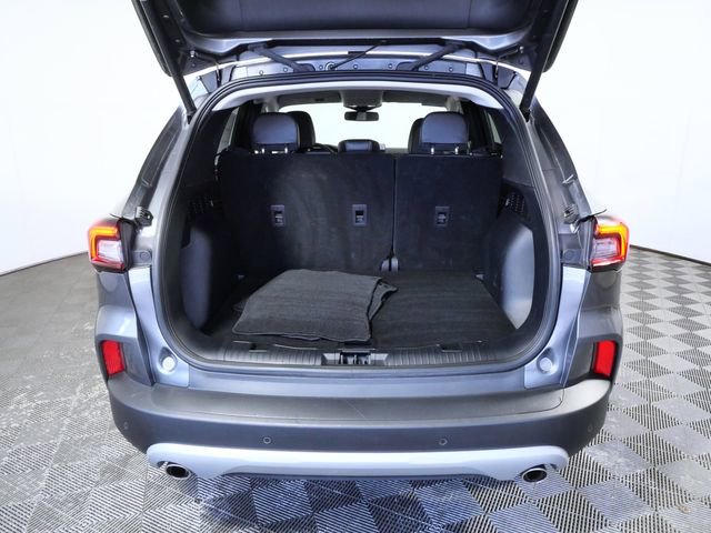 Certified 2025 Ford Escape Platinum AWD/4WD image 10