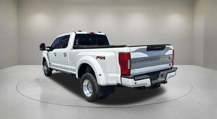 Certified 2020 Ford F350 Platinum AWD/4WD image 4