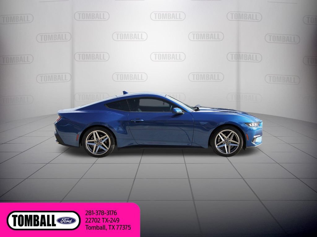 Certified 2024 Ford Mustang Coupe RWD image 9