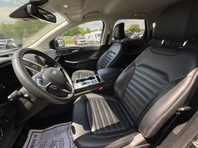 Certified 2024 Ford Edge SEL w/ Convenience Package AWD/4WD image 12