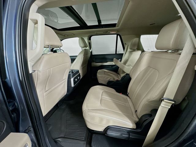 Certified 2022 Ford Expedition Limited image 32