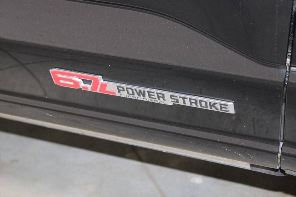 Certified 2025 Ford F350 Platinum image 14