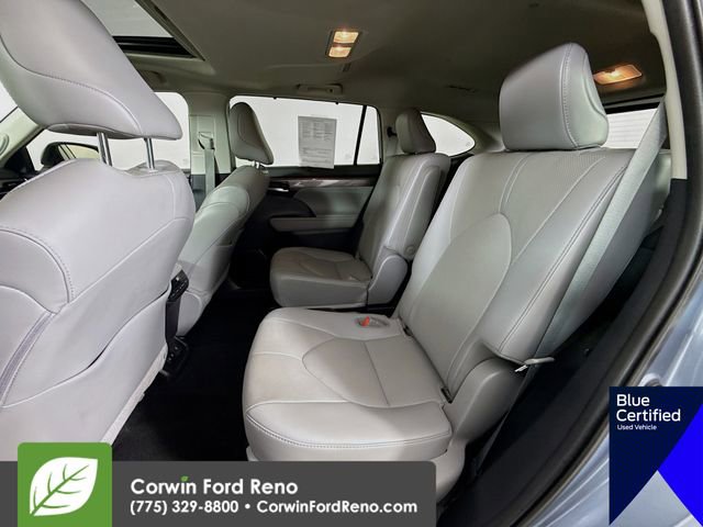 Used 2021 Toyota Highlander Limited image 28