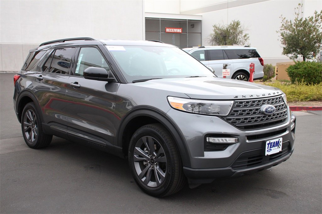 Certified 2023 Ford Explorer XLT w/ Equipment Group 202A image 11