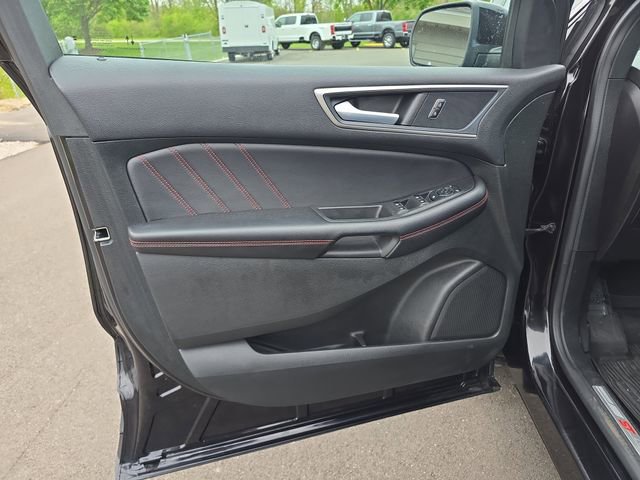 Certified 2023 Ford Edge ST-Line AWD/4WD image 11