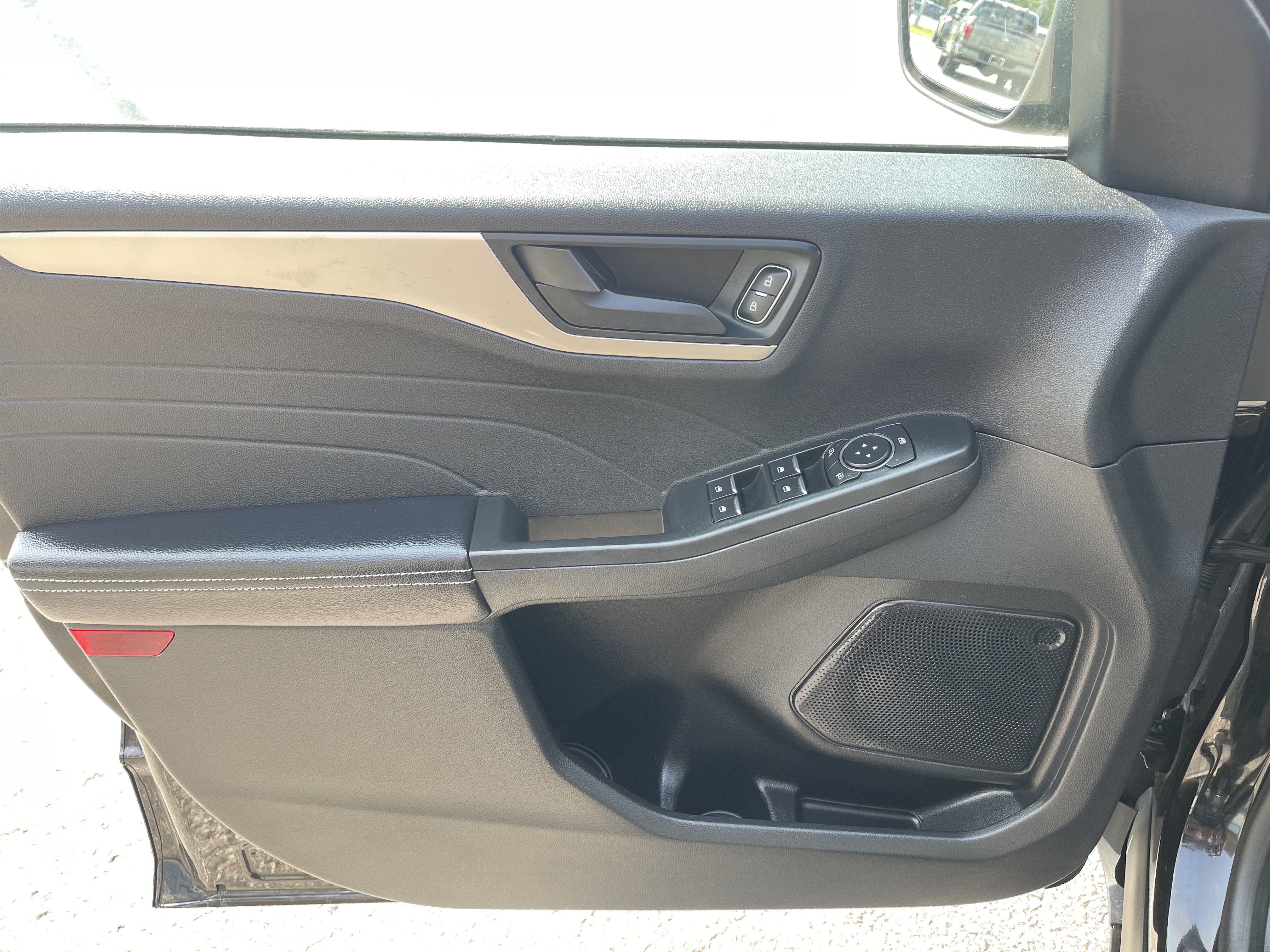 Certified 2022 Ford Escape SE AWD/4WD image 12
