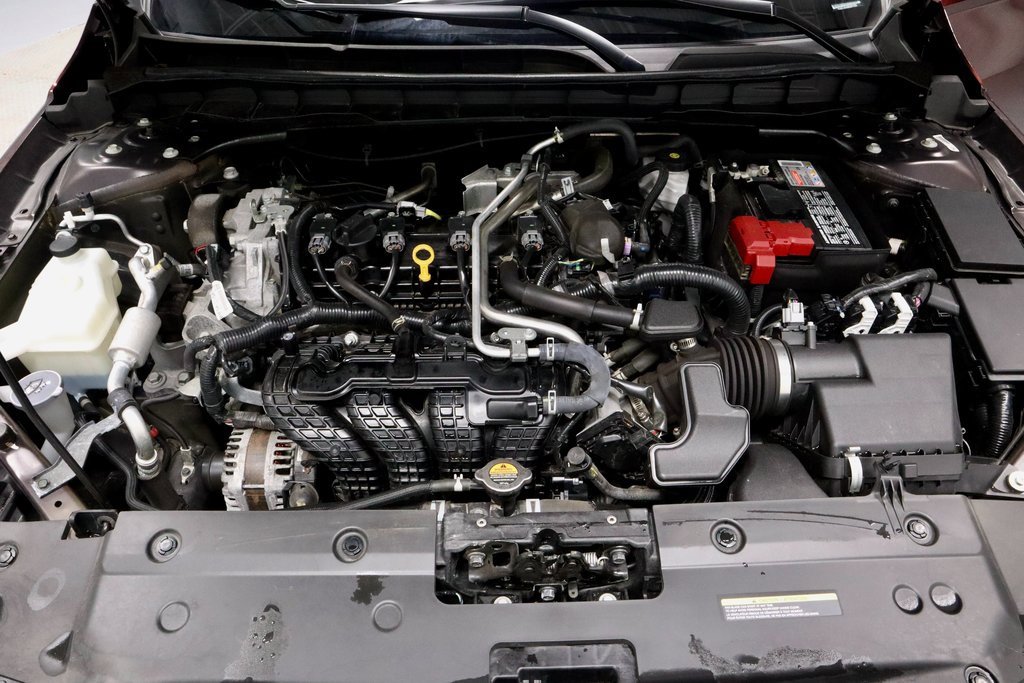 Used 2024 Nissan Altima 2.5 SV image 16