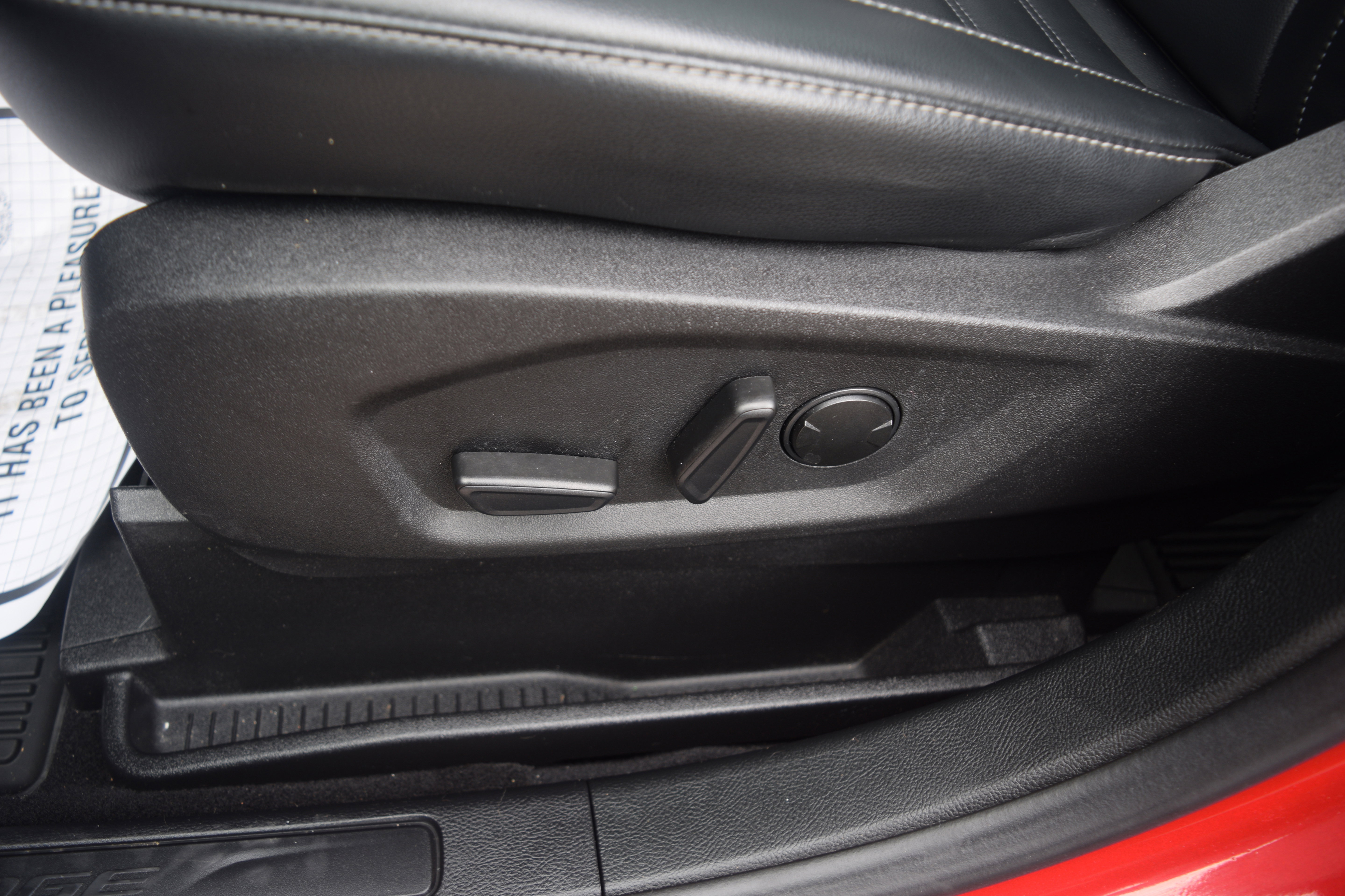 Certified 2022 Ford Edge SEL w/ Convenience Package image 17