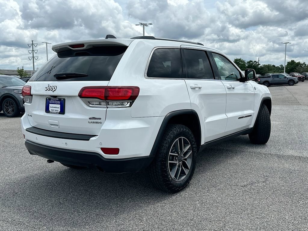Used 2020 Jeep Grand Cherokee Laredo w/ 18" Wheel & 8.4" Radio Group AWD/4WD image 7