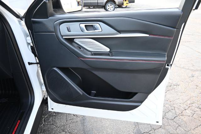 Certified 2025 Ford Explorer ST AWD/4WD image 27