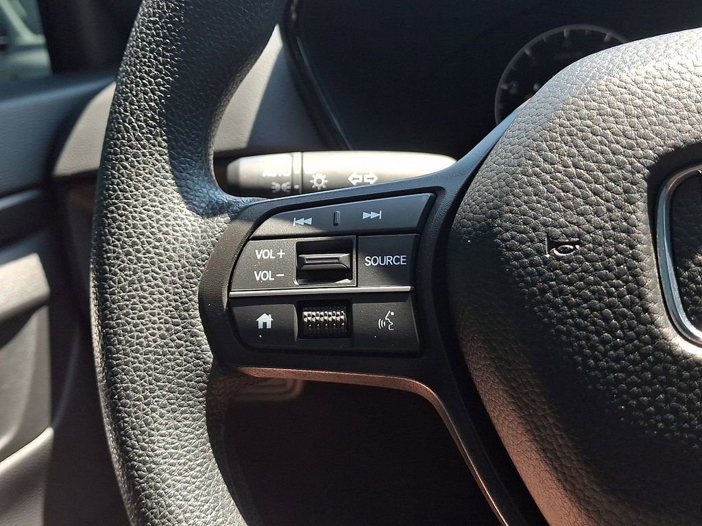 Used 2025 Honda CR-V EX image 21