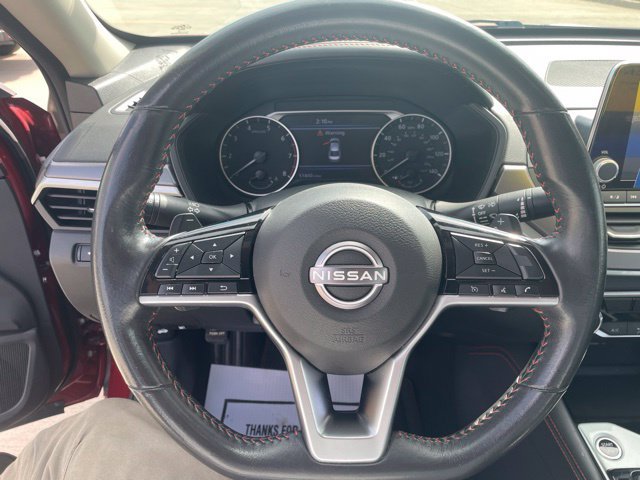 Used 2024 Nissan Altima 2.5 SR FWD image 13