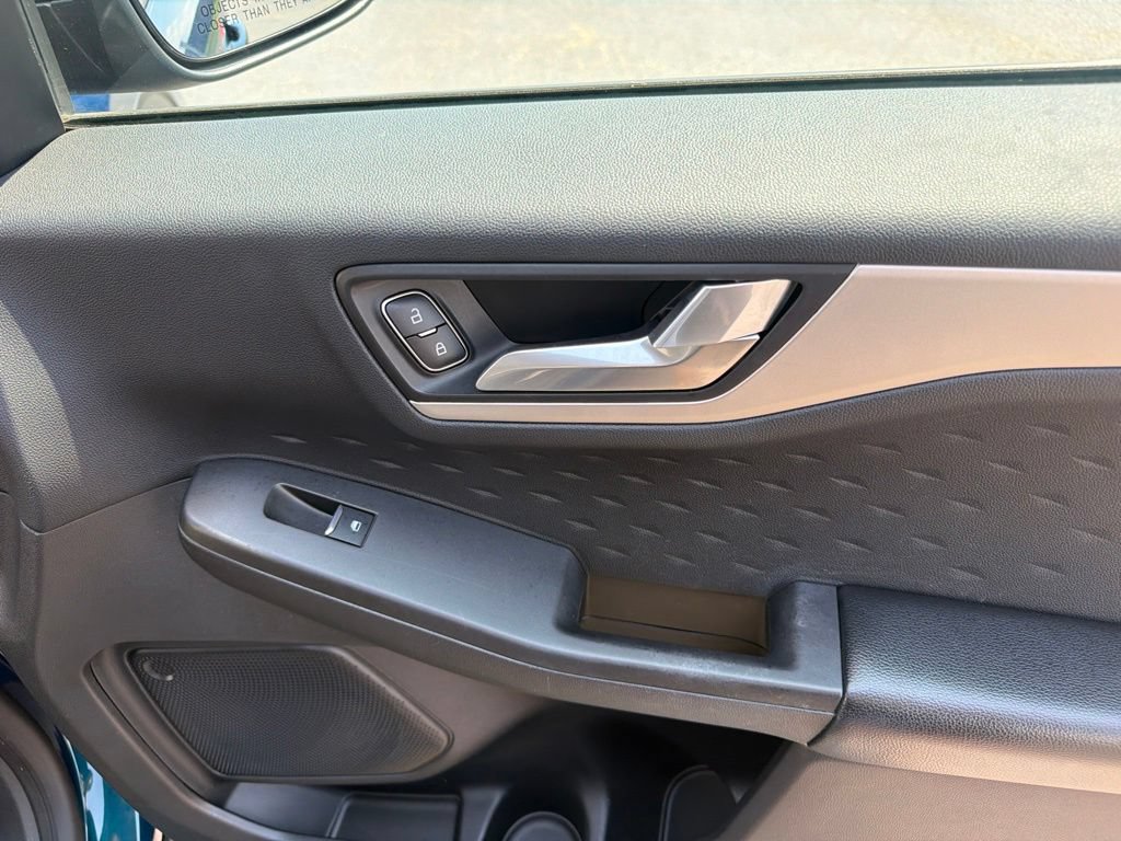 Certified 2020 Ford Escape SEL FWD image 39