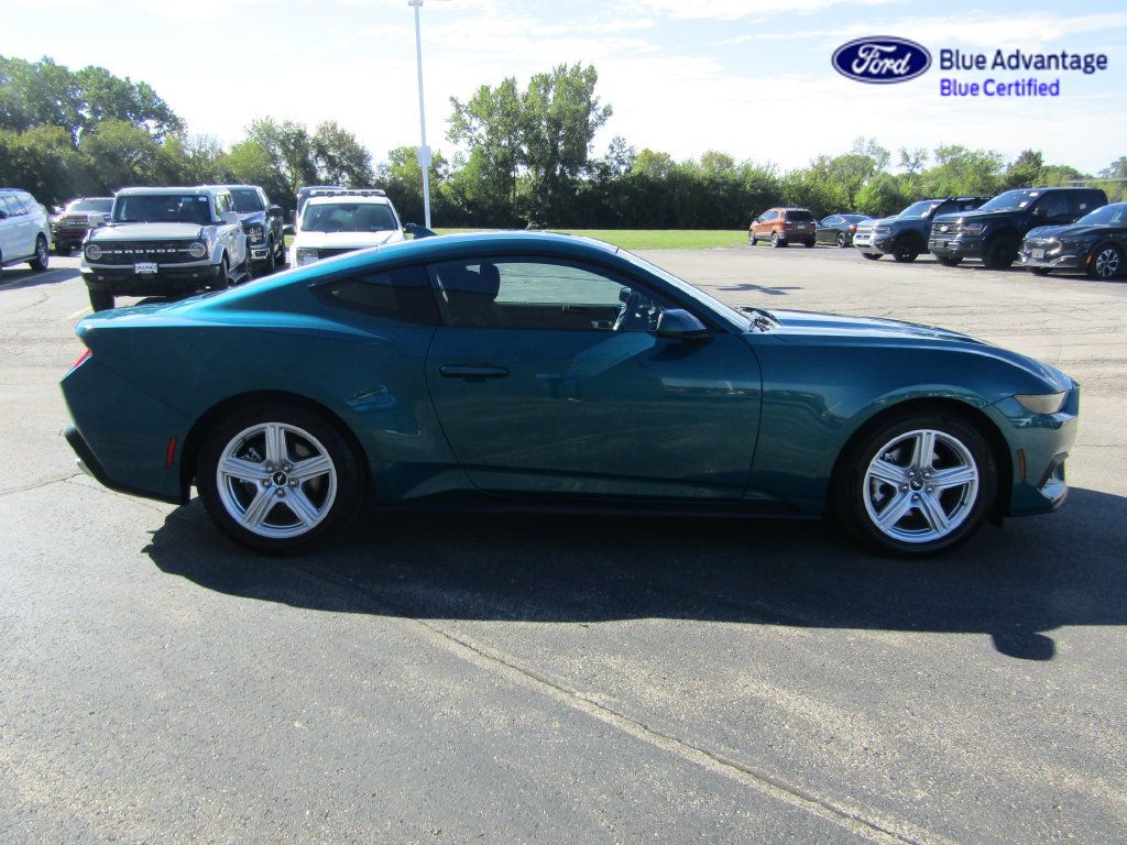 Certified 2026 Ford Mustang Coupe RWD image 7