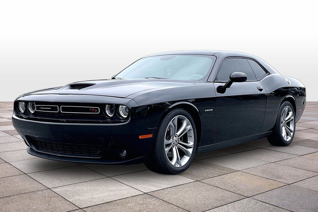 Used 2022 Dodge Challenger R/T RWD image 12