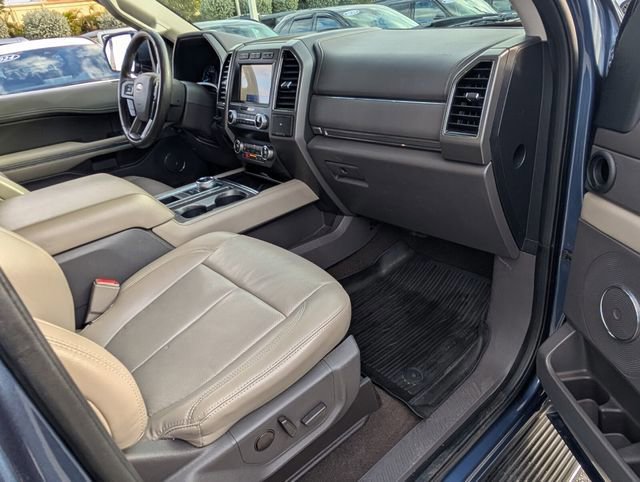 Certified 2020 Ford Expedition XLT w/ Equipment Group 202A image 17