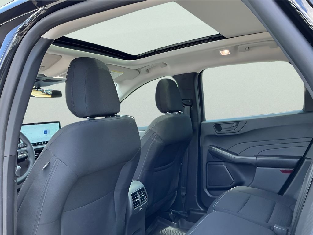 Certified 2025 Ford Escape Active w/ Tech Pack #1 FWD image 21