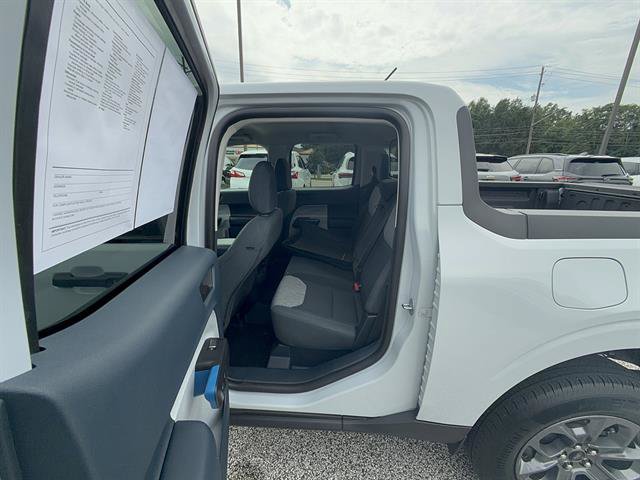 Certified 2025 Ford Maverick XLT w/ XLT Luxury Package AWD/4WD image 18