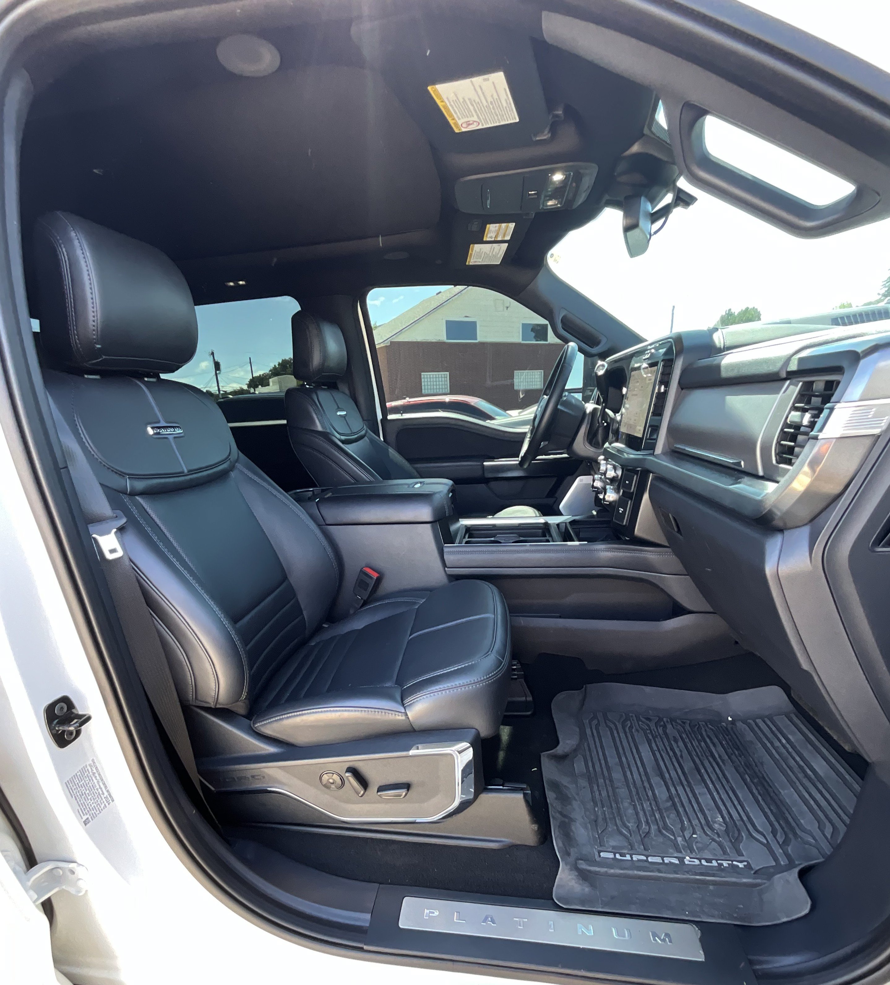 Certified 2025 Ford F350 Platinum AWD/4WD image 15