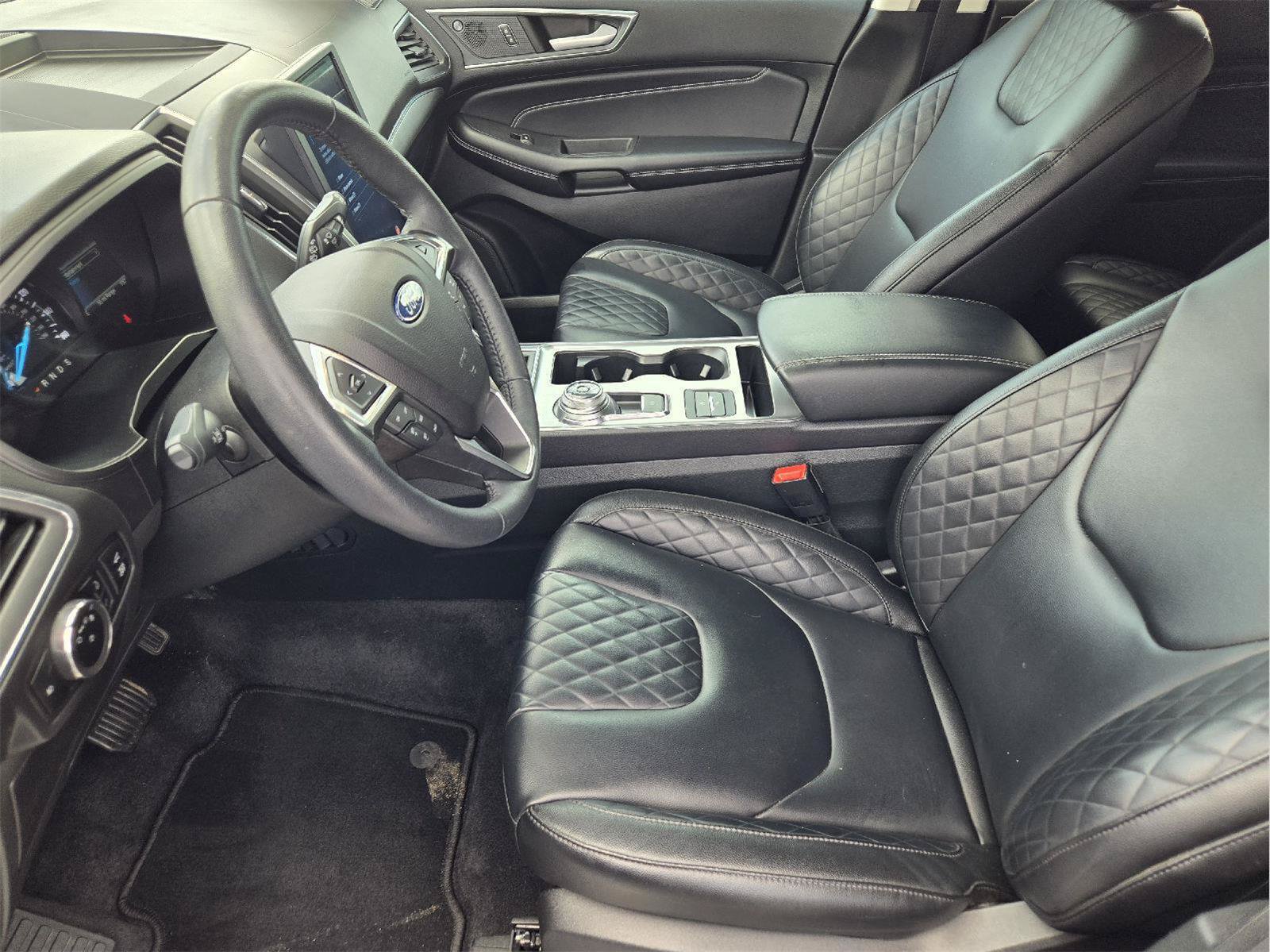 Certified 2023 Ford Edge Titanium AWD/4WD image 12