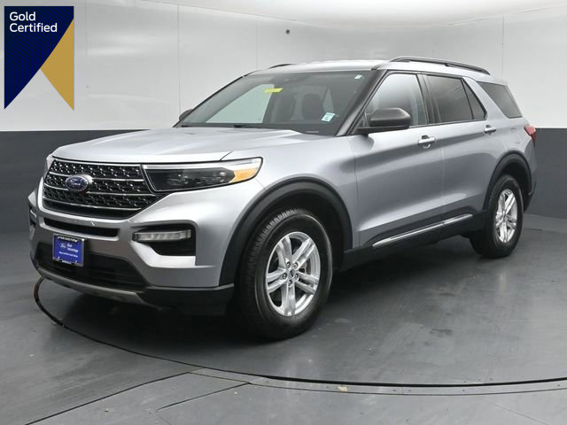 Certified 2022 Ford Explorer XLT w/ Equipment Group 202A image 1