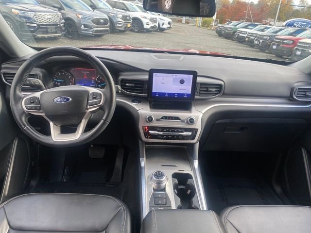 Certified 2023 Ford Explorer XLT w/ Equipment Group 202A image 14