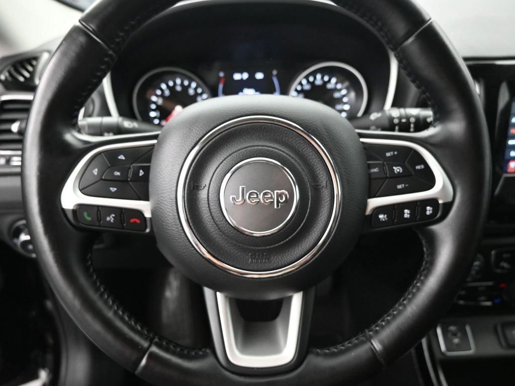 Used 2021 Jeep Compass Latitude image 13