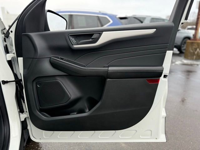 Certified 2022 Ford Escape SE w/ Cold Weather Package image 28