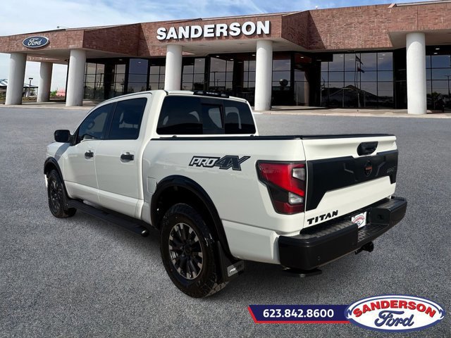 Used 2021 Nissan Titan PRO-4X w/ Pro-4x Convenience Package image 3