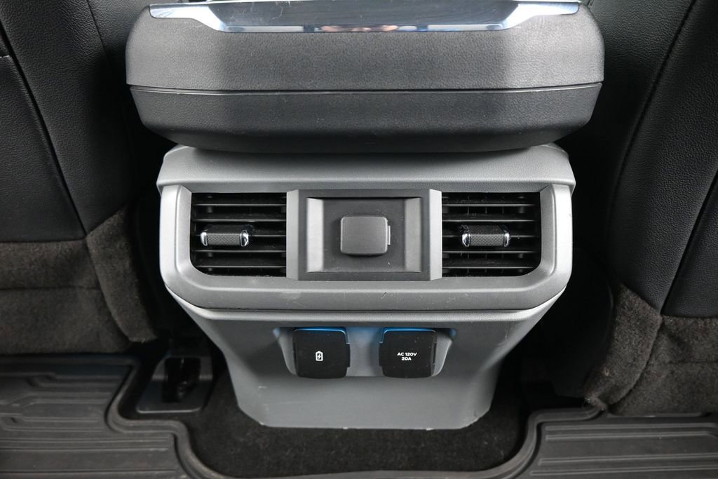Certified 2022 Ford F150 Lariat w/ Max Trailer Tow Package AWD/4WD image 22